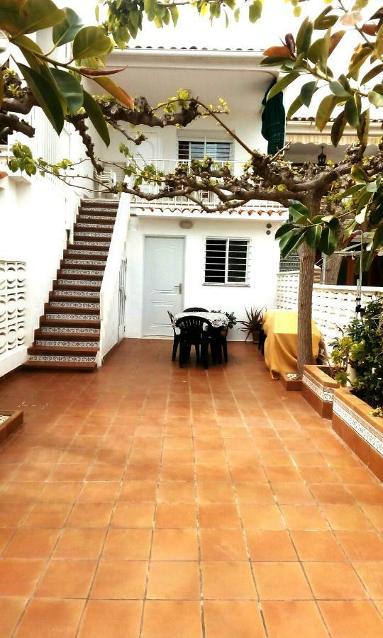 Casita Playa Del Serradal เบนิสกัสซิม ภายนอก รูปภาพ